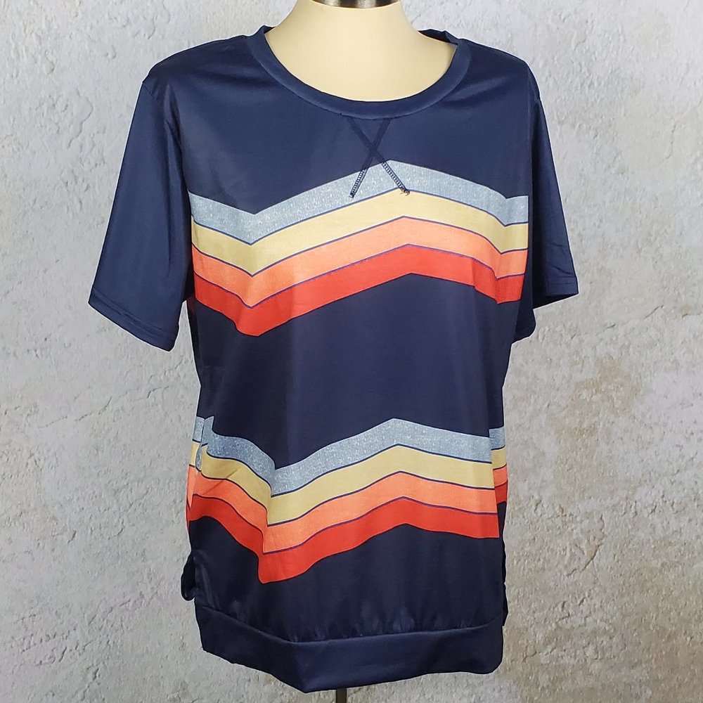 Navy t-shirt with printed color stripes